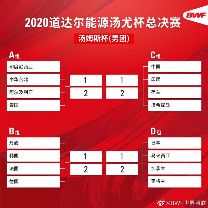 第一炉铁水远比想象更迫切，更艰难钢铁战士面临重重难关从已溢出的预告片中可以看到，抗美援朝战场上敌人炮弹轰炸不断，解决钢铁短缺迫在眉睫，炼钢场面真实沉浸，紧张氛围拉满，如在眼前